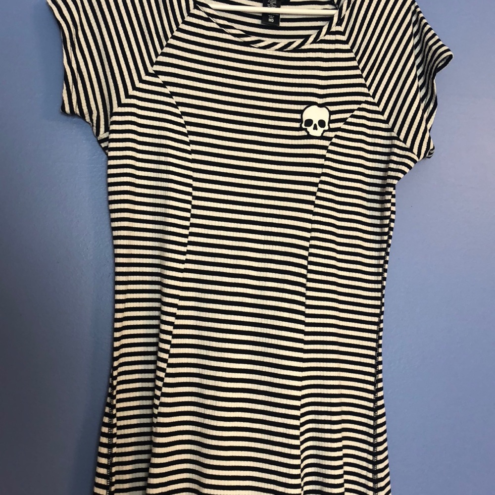 Cute and comfortable stretchy dress from hot topic